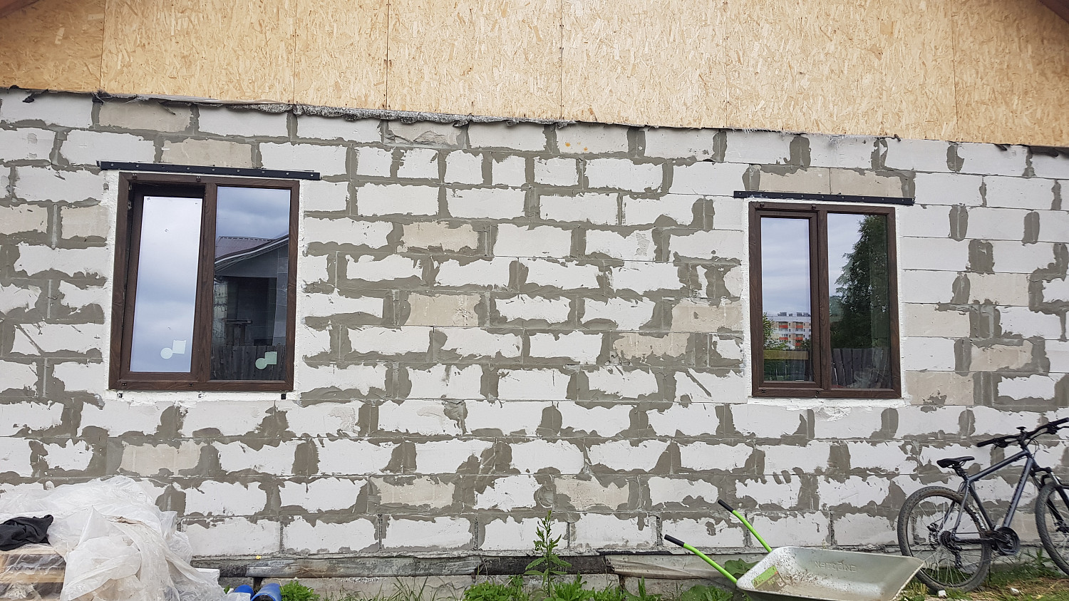 Пластиковые окна REHAU GRAZIO с ламинацией
